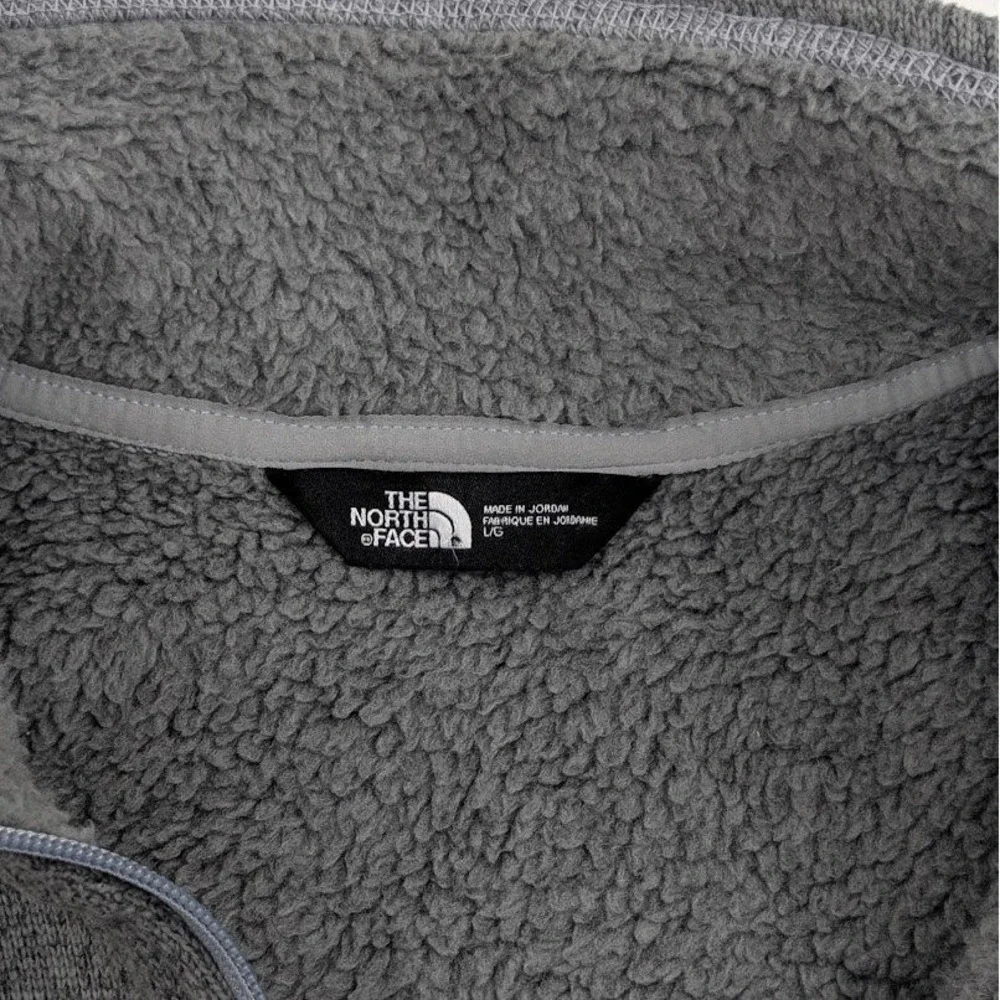 The North Face Sweater‎ Fleece Vest Mens Large Gray Full Zip Akin Law Firm Logo